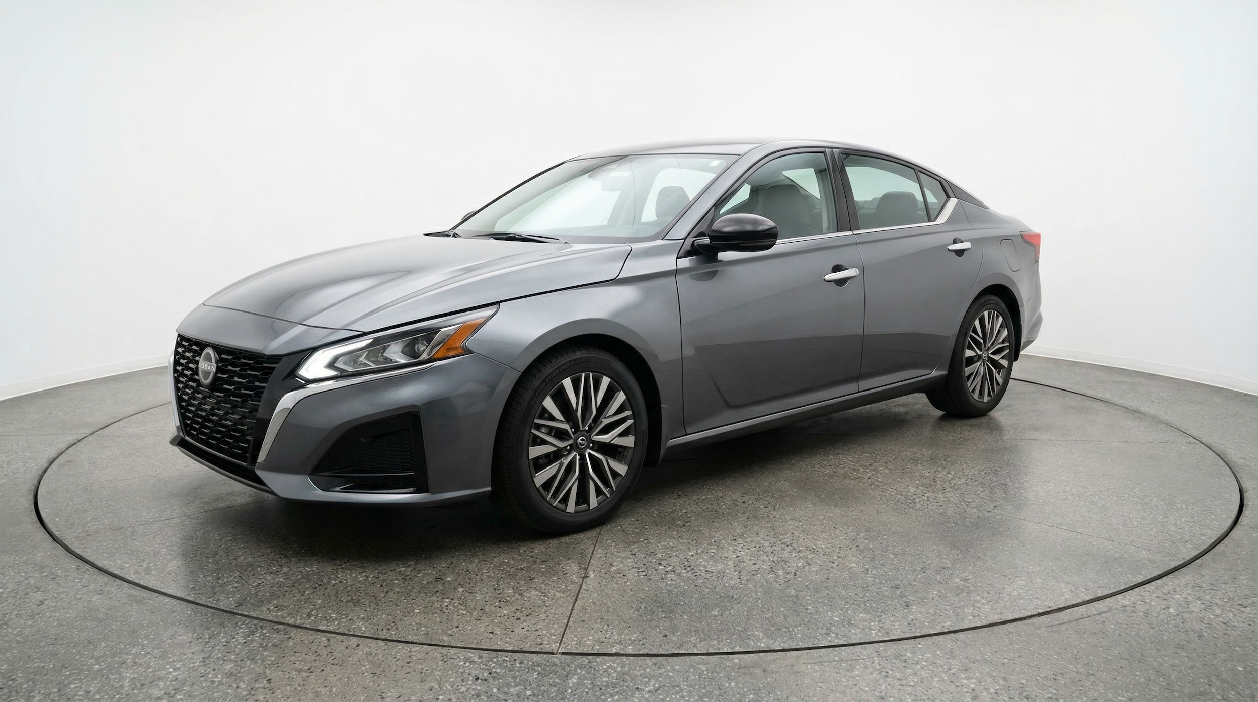 Thumbnail: 2025 Nissan Altima - 3