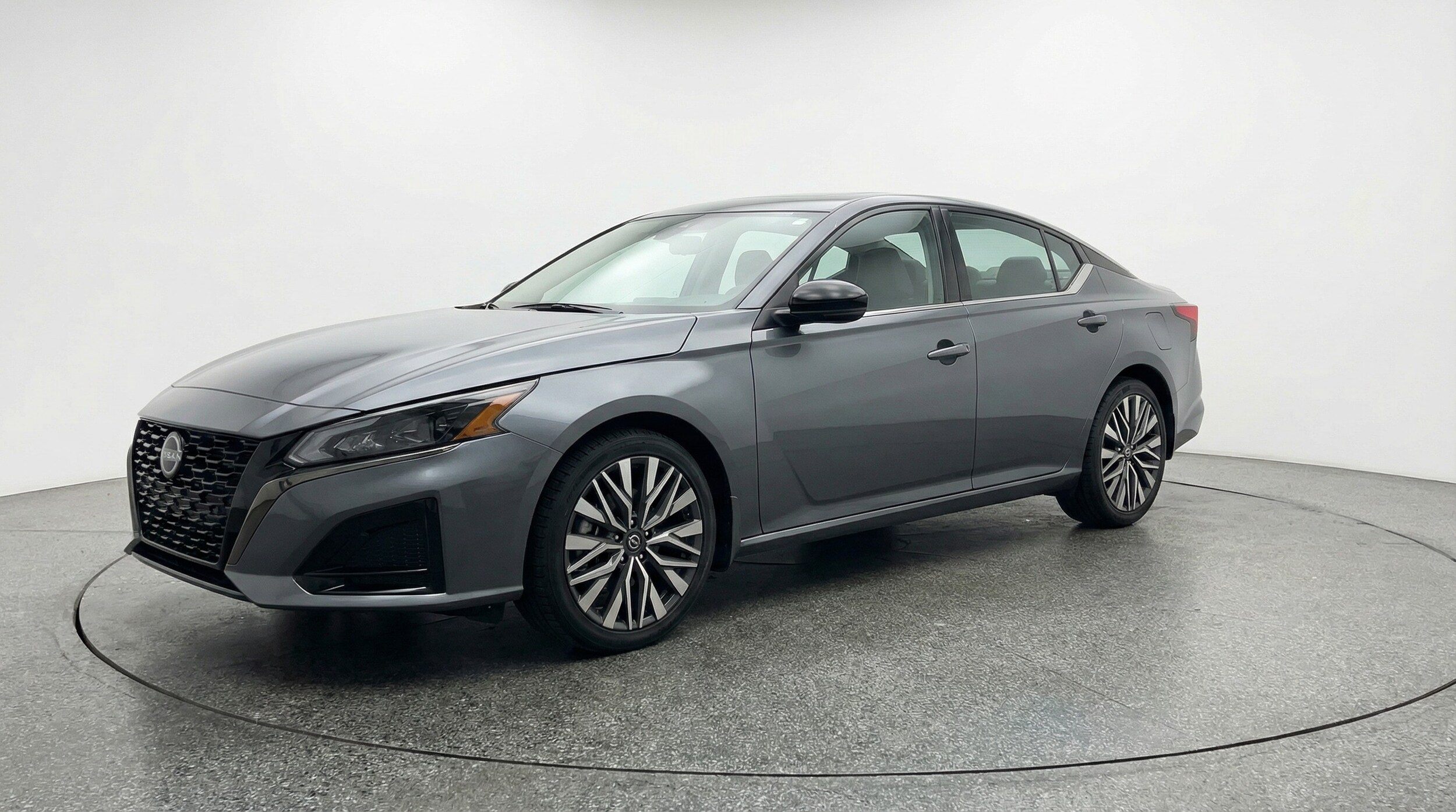 Thumbnail: 2025 Nissan Altima - 3