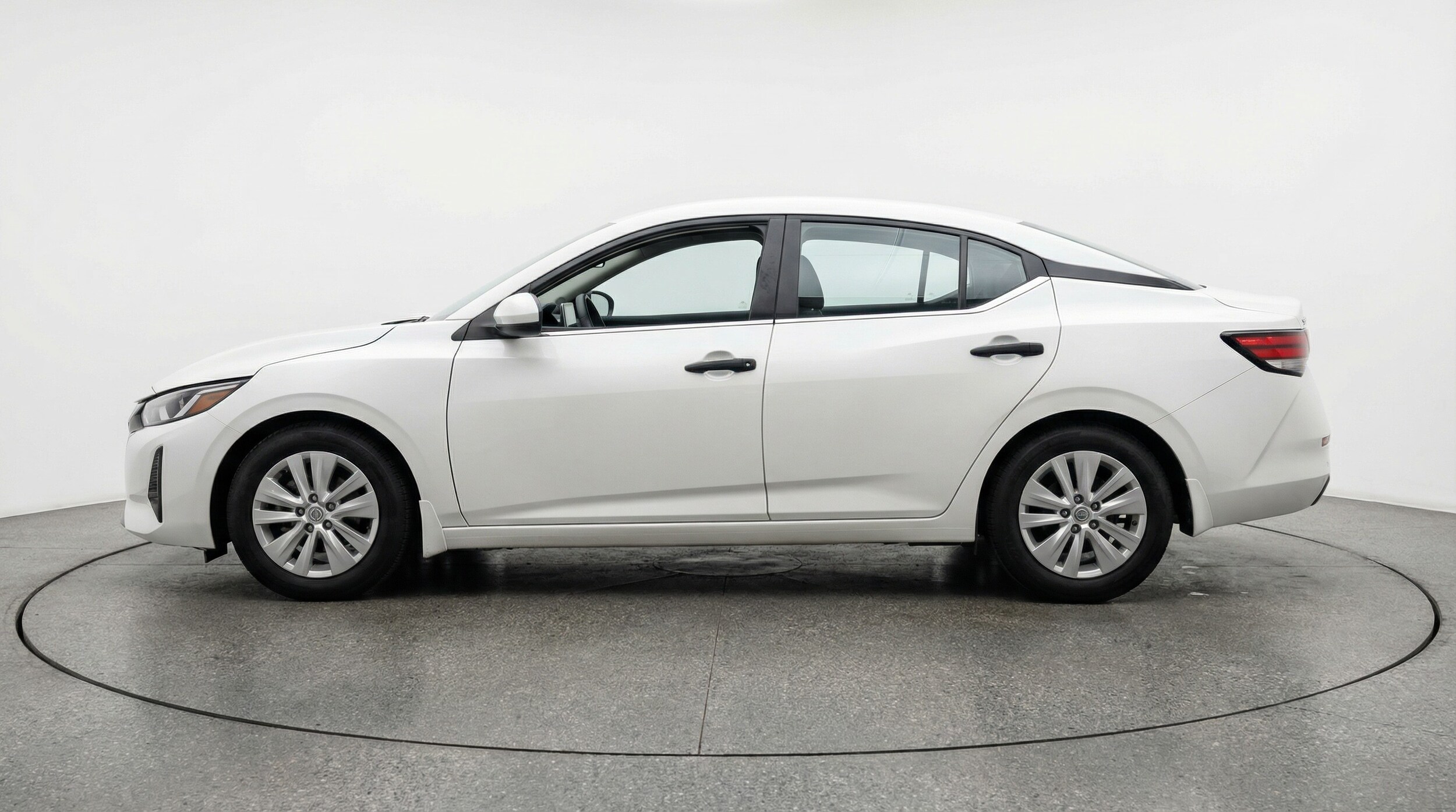 Thumbnail: 2025 Nissan Sentra - 4