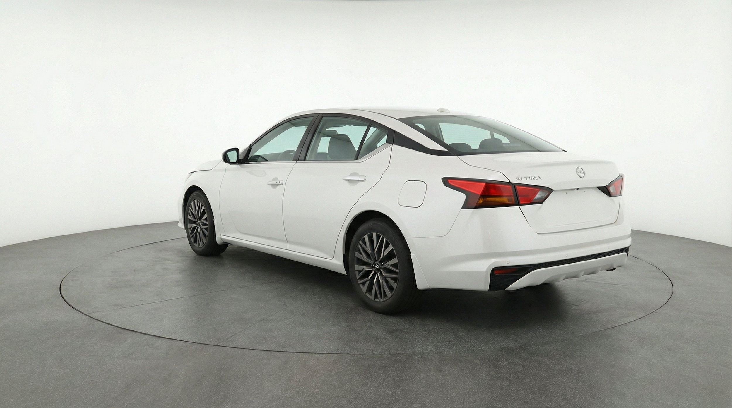 Thumbnail: 2025 Nissan Altima - 6