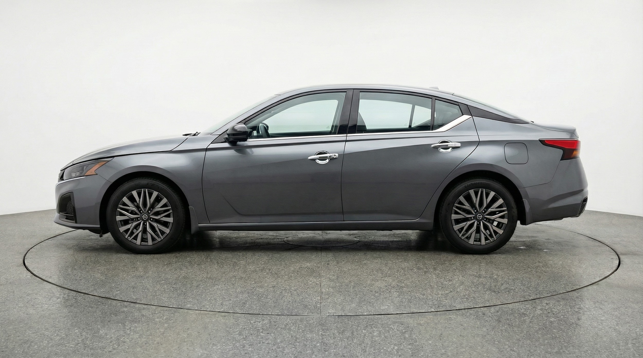 Thumbnail: 2025 Nissan Altima - 4