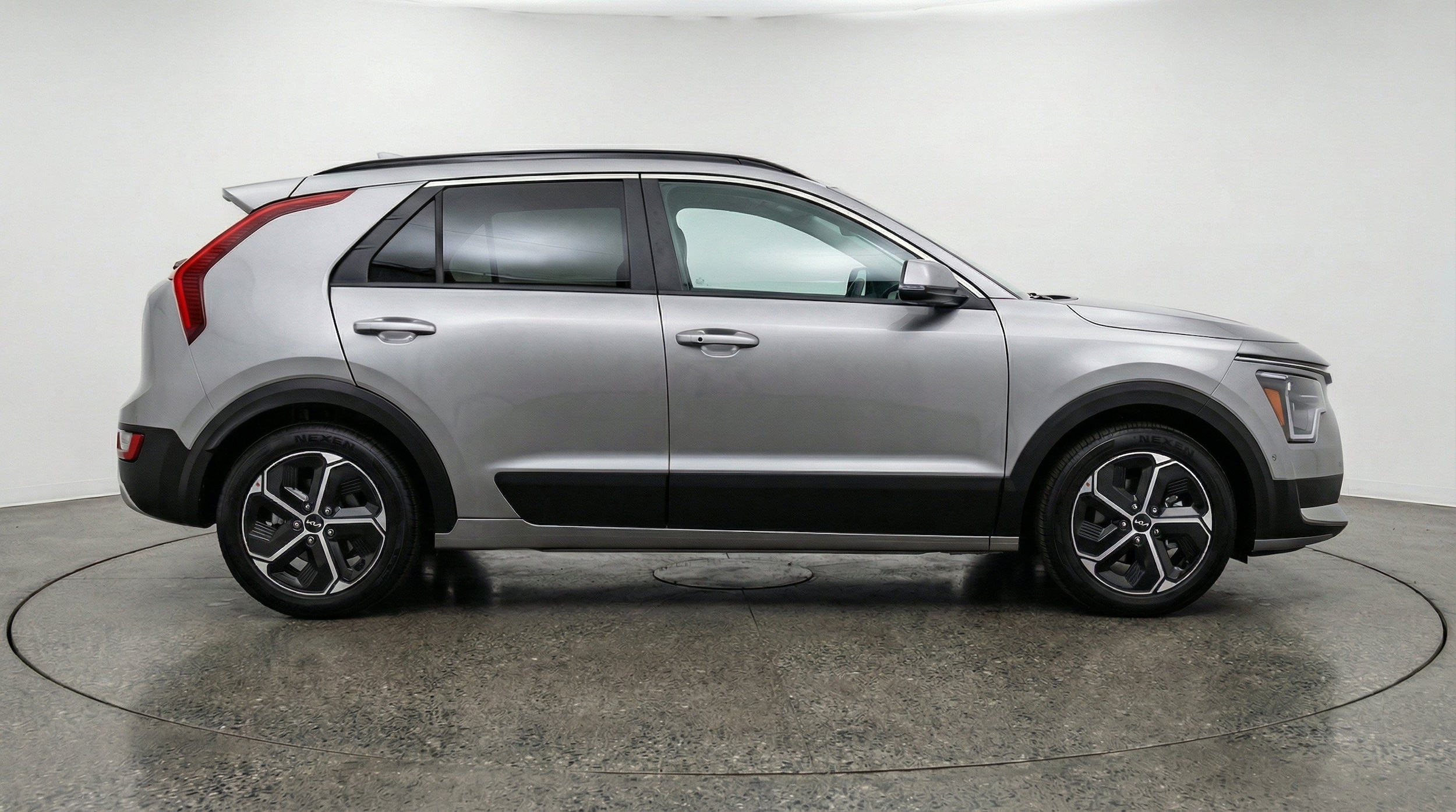 Thumbnail: 2026 Kia Niro - 11
