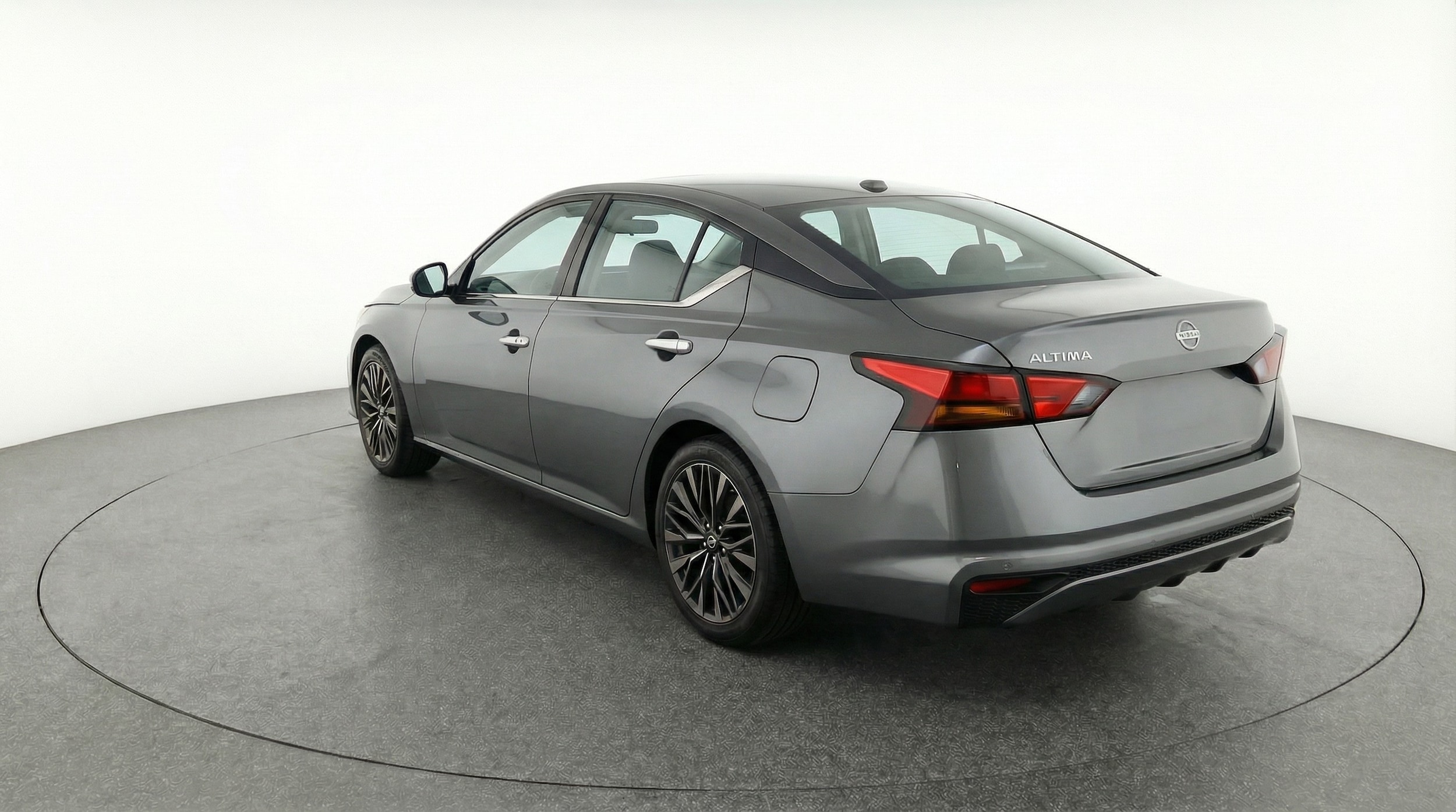 Thumbnail: 2025 Nissan Altima - 5