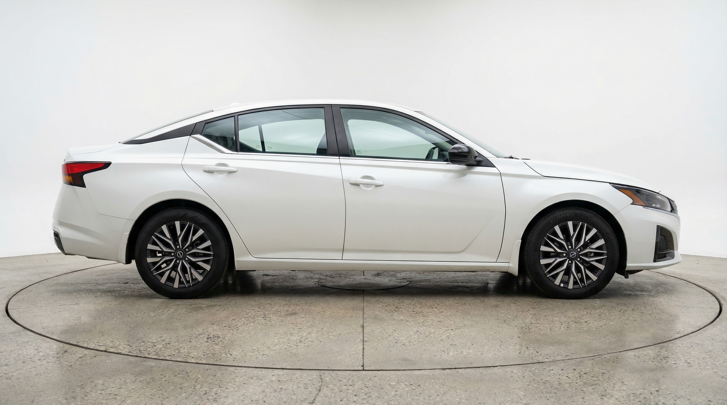 Thumbnail: 2025 Nissan Altima - 8