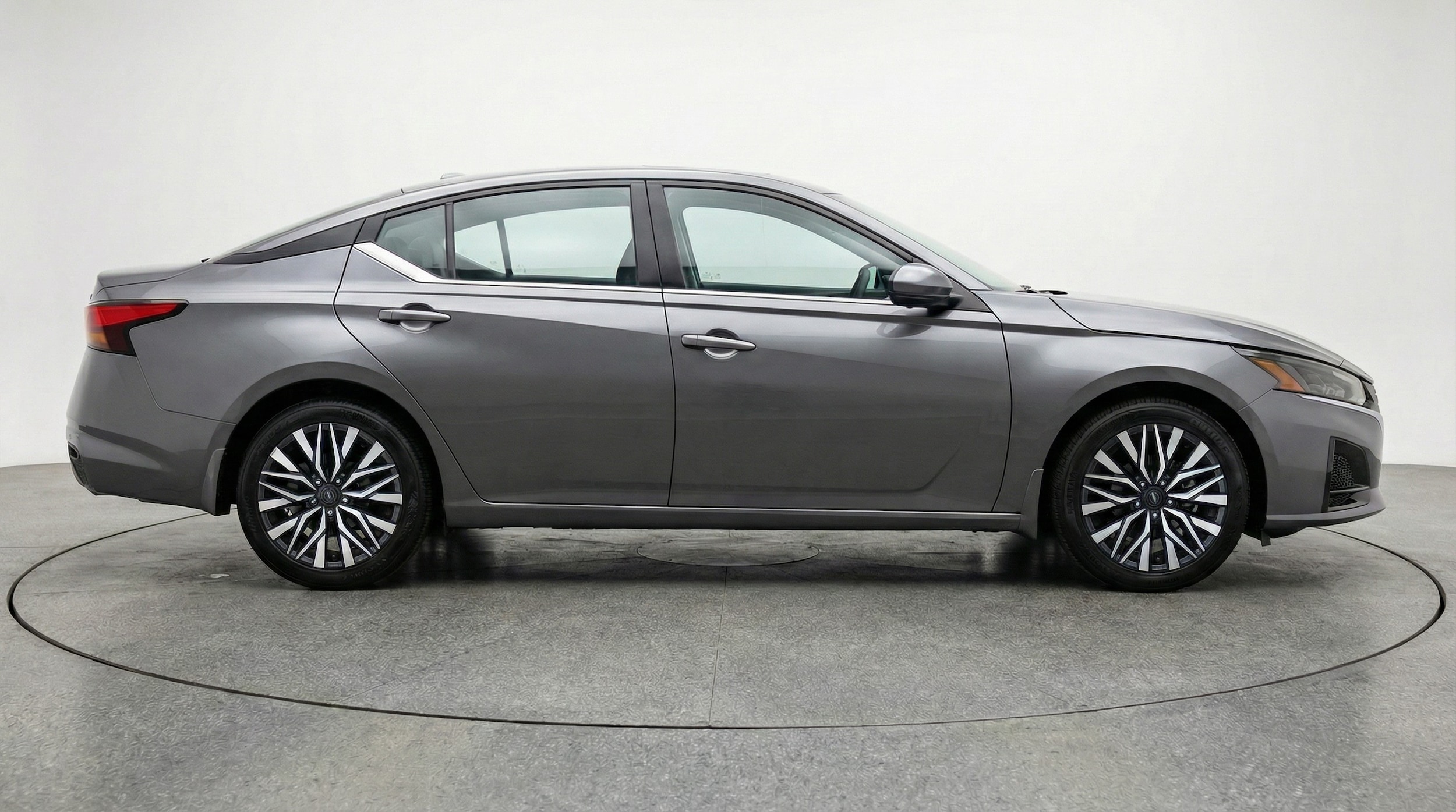Thumbnail: 2025 Nissan Altima - 8