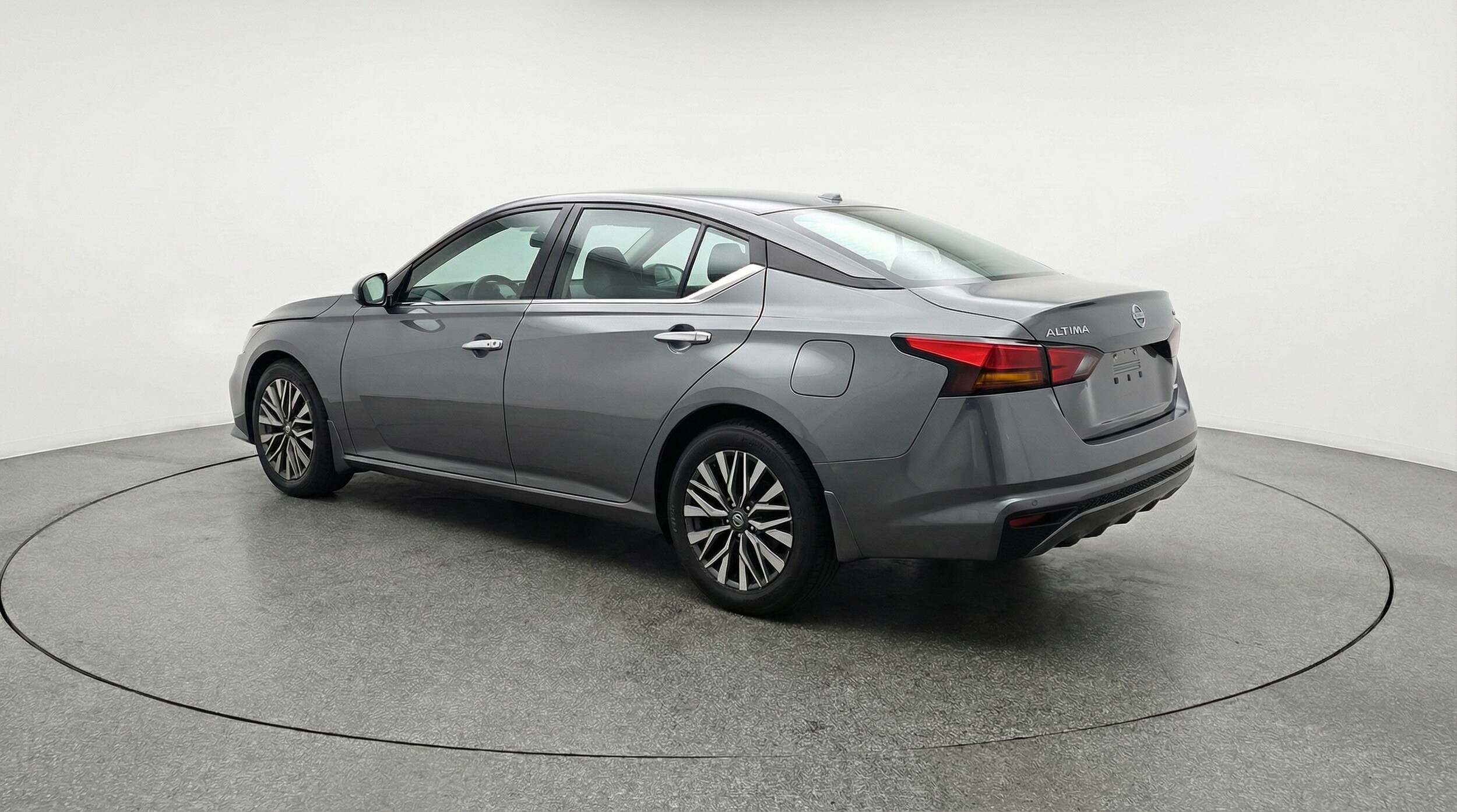 Thumbnail: 2025 Nissan Altima - 5