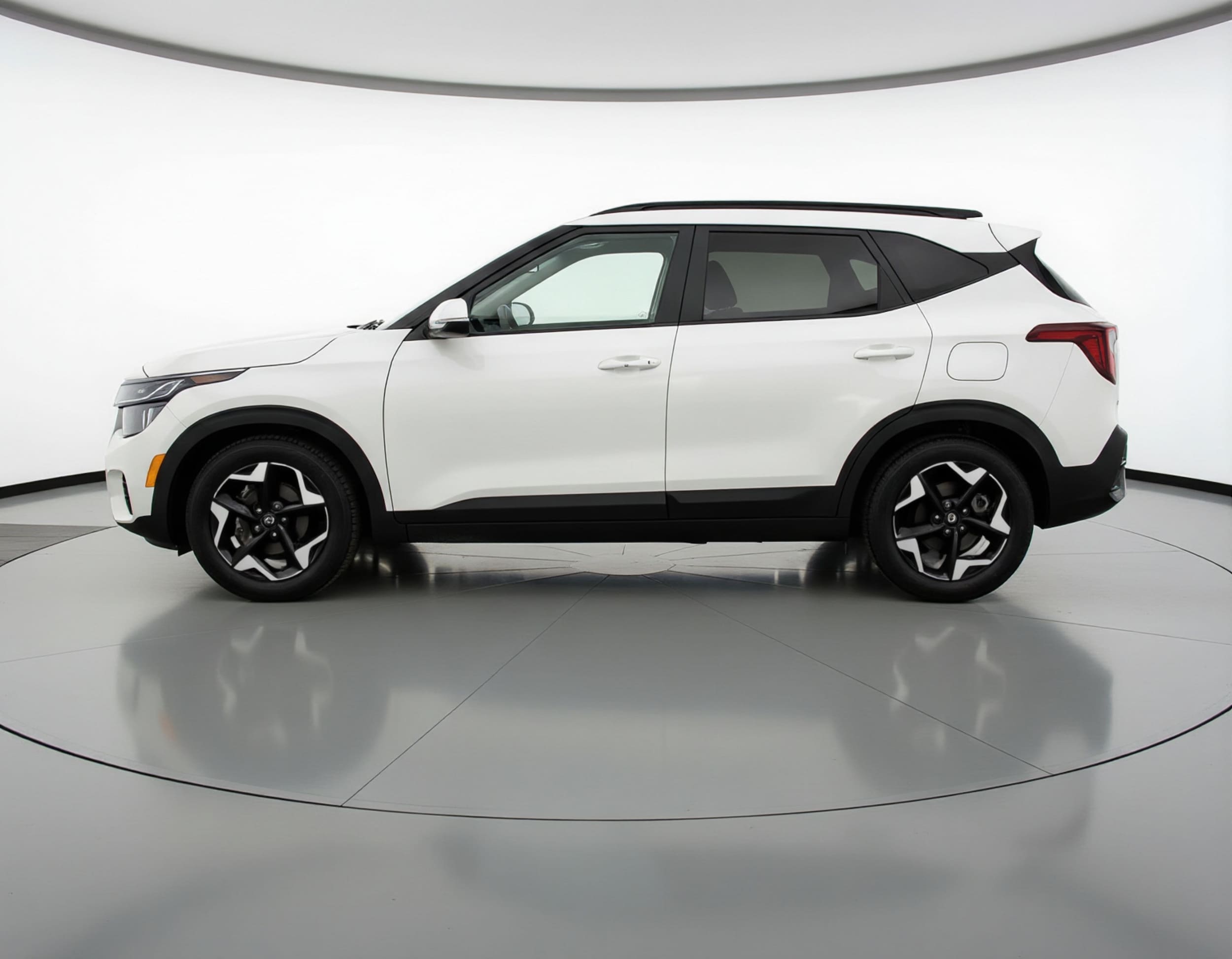 Thumbnail: 2025 Kia Seltos - 4