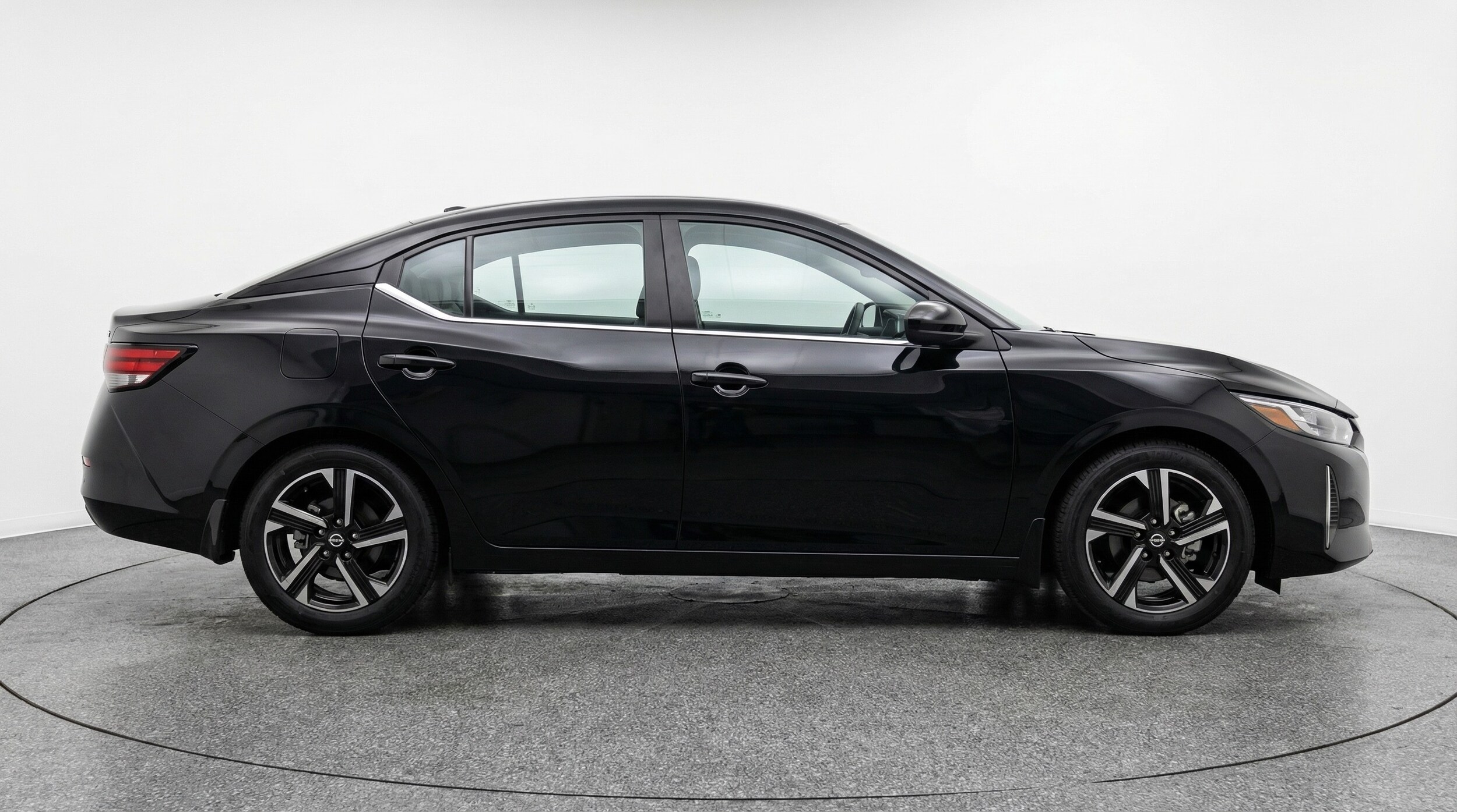 Thumbnail: 2025 Nissan Sentra - 8