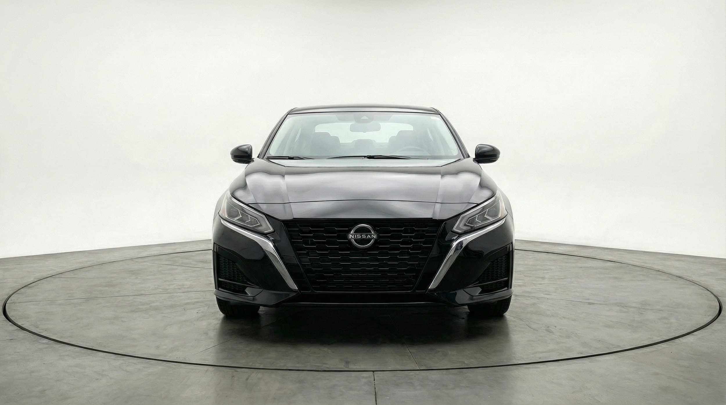 Thumbnail: 2025 Nissan Altima - 2