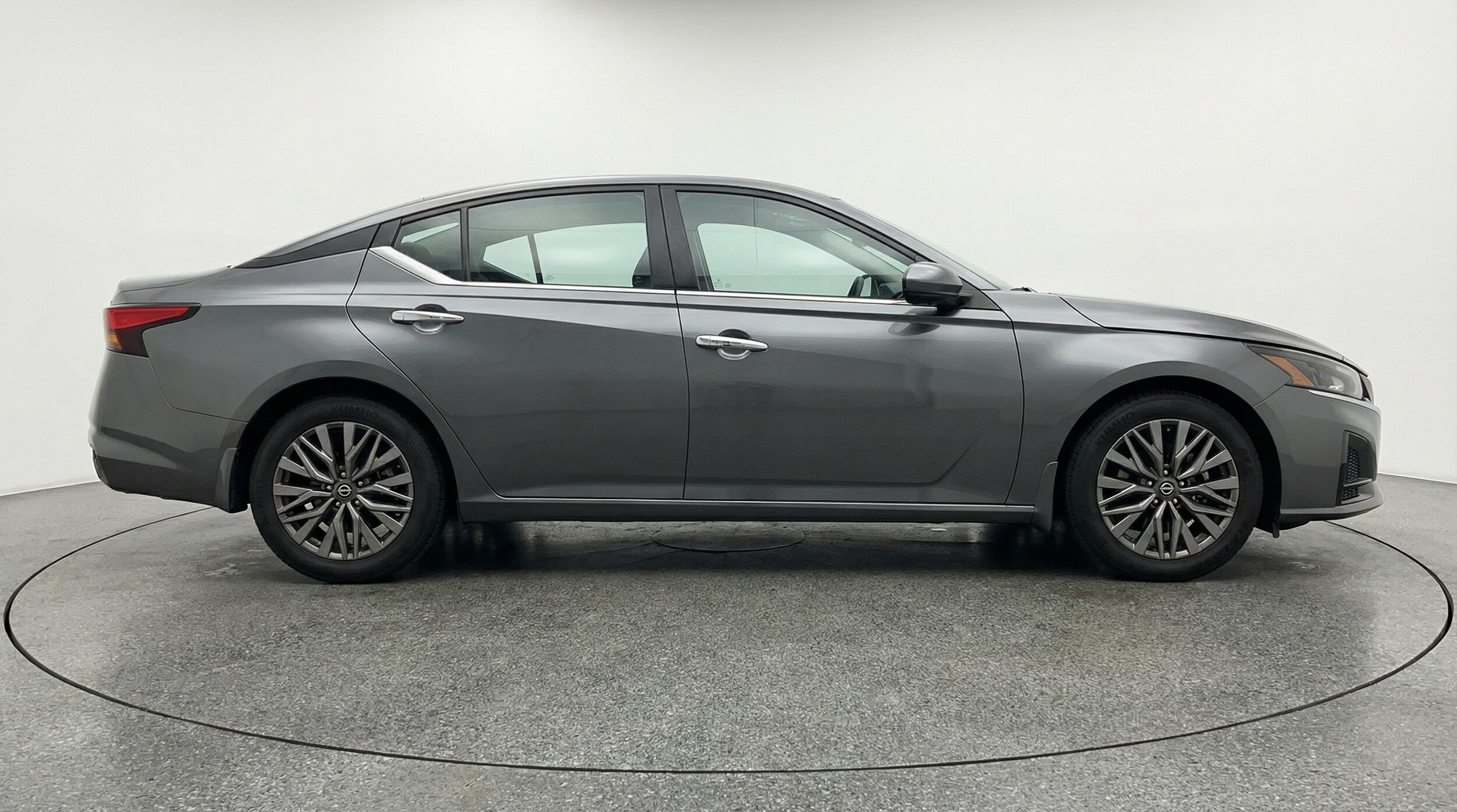 Thumbnail: 2025 Nissan Altima - 8