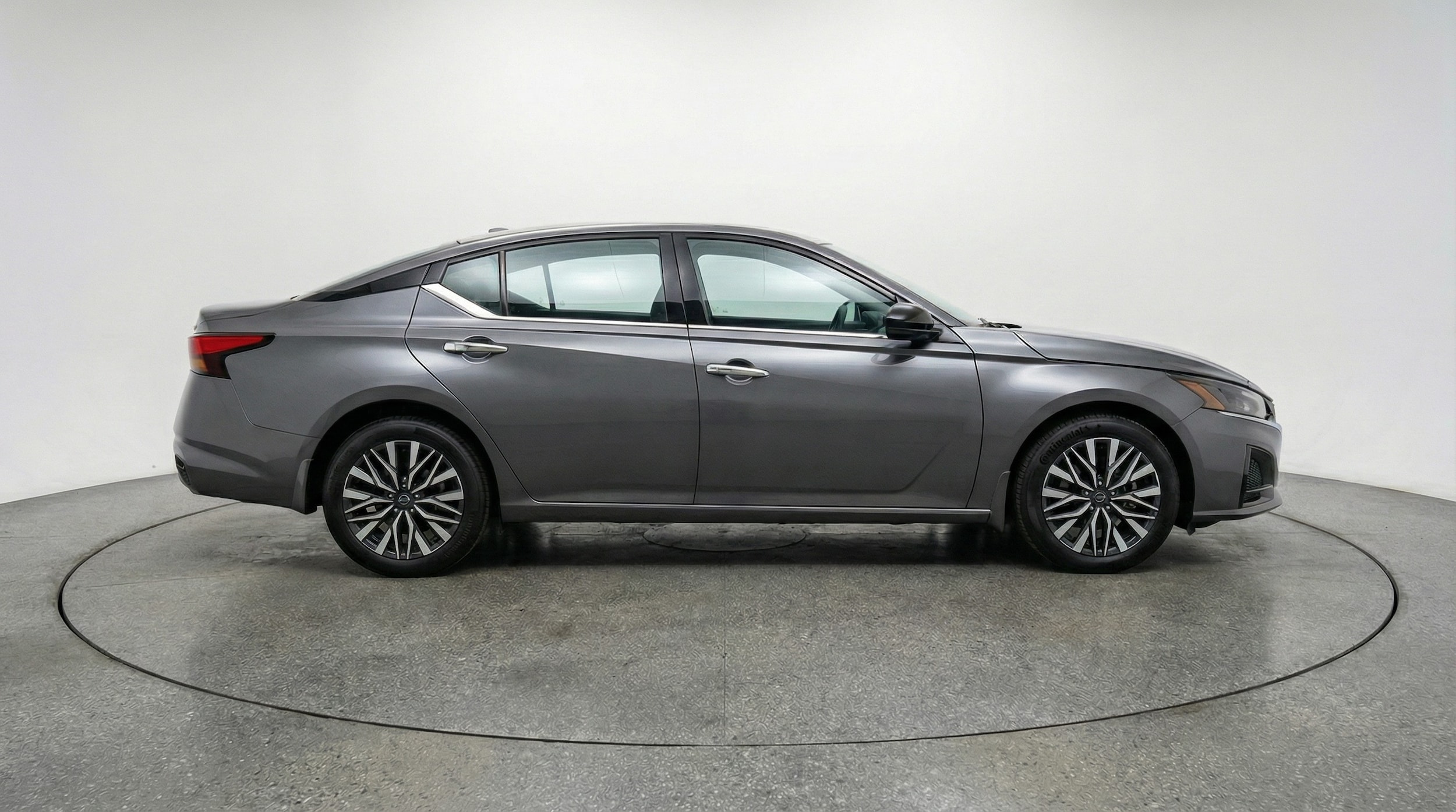 Thumbnail: 2025 Nissan Altima - 8