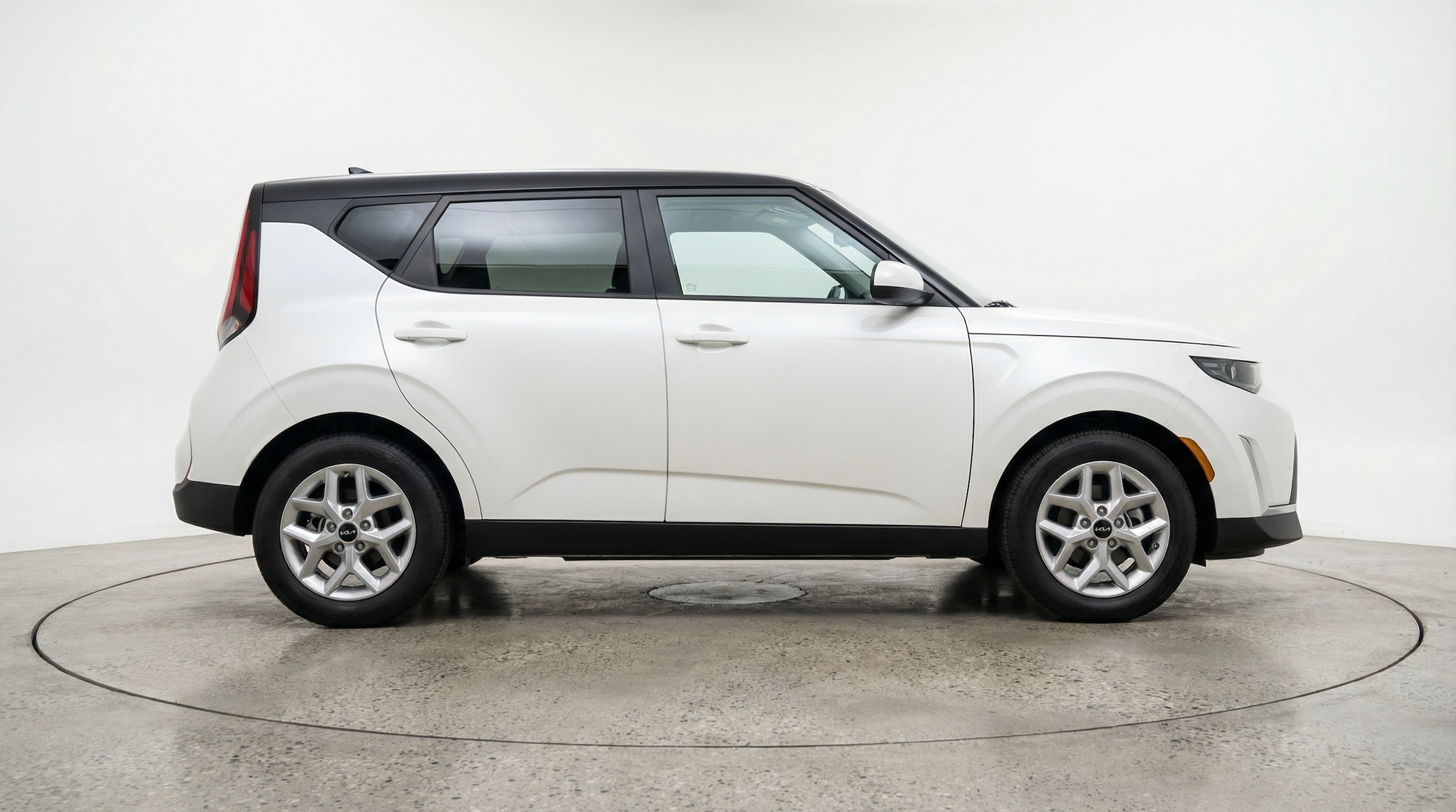 Thumbnail: 2025 Kia Soul - 8