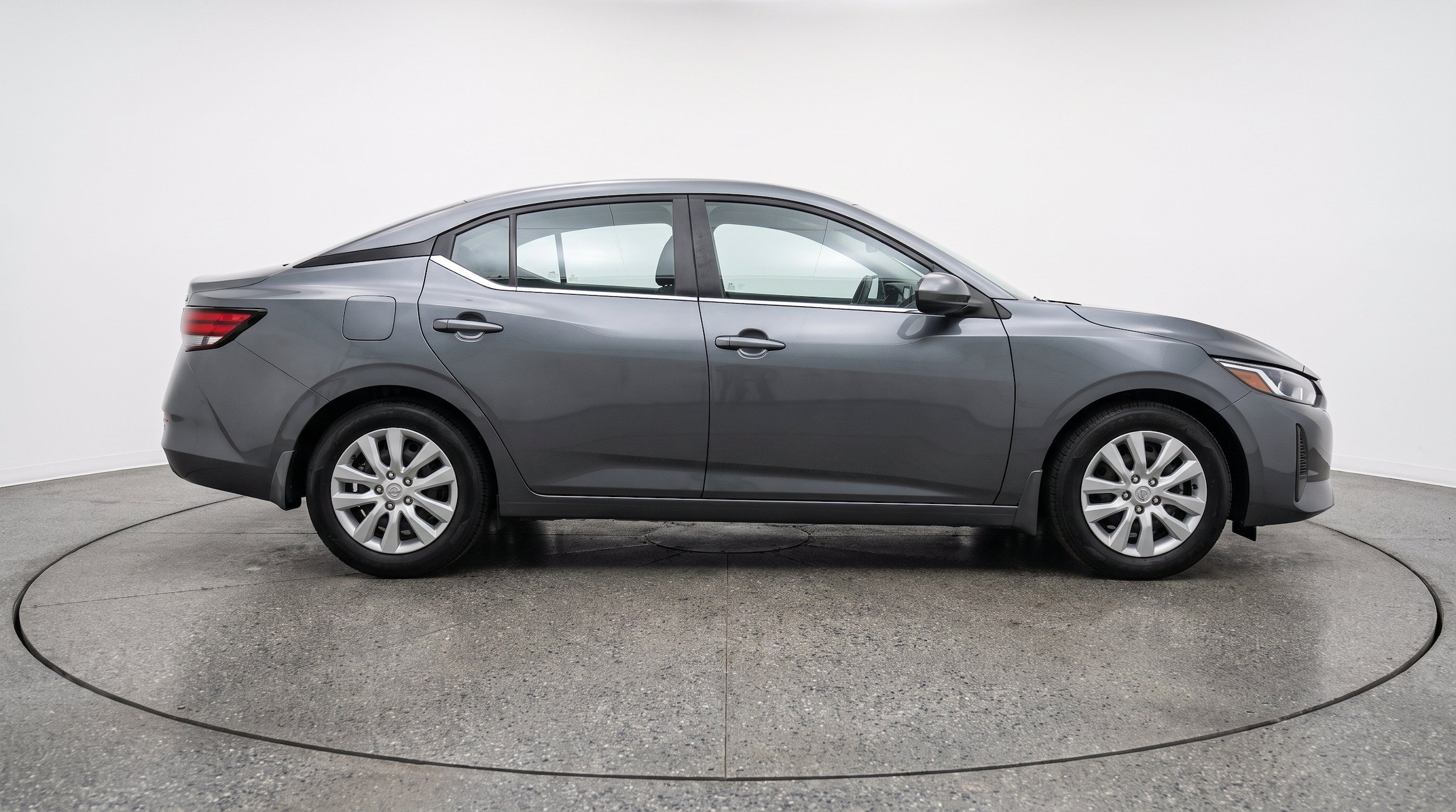Thumbnail: 2025 Nissan Sentra - 10