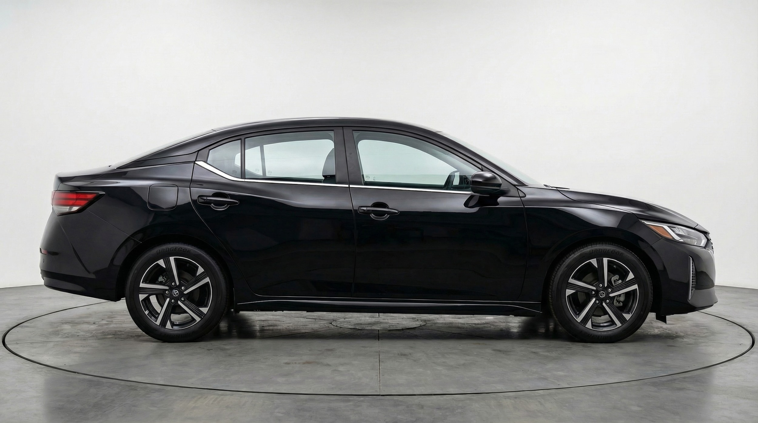 Thumbnail: 2025 Nissan Sentra - 8