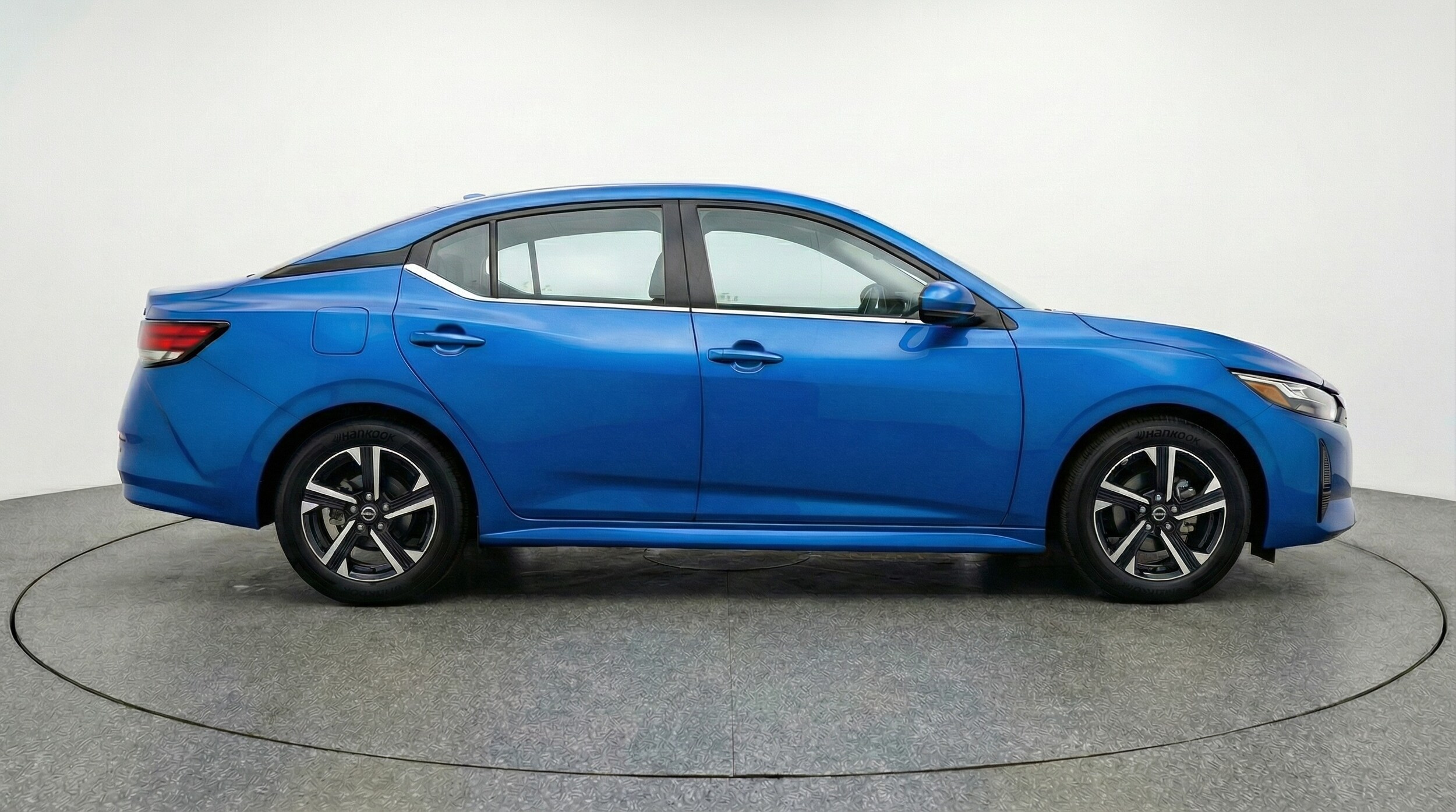 Thumbnail: 2025 Nissan Sentra - 8