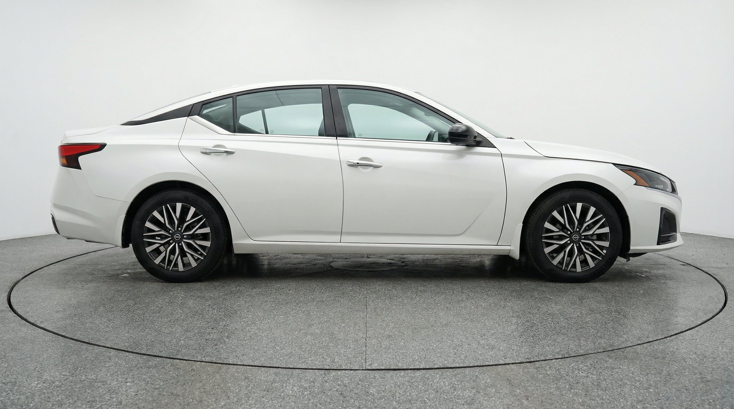 Thumbnail: 2025 Nissan Altima - 11