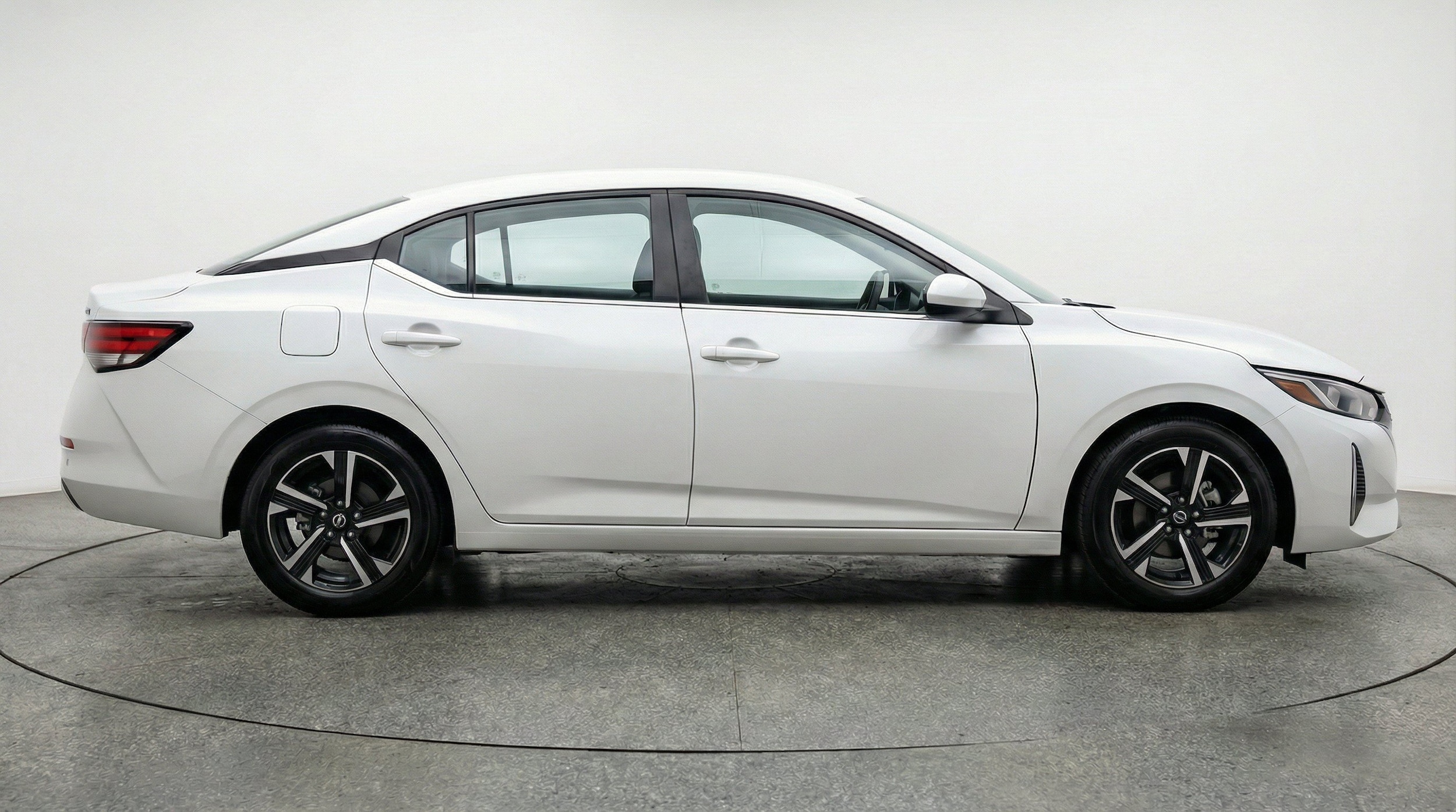 2025 Nissan Sentra SV - Photo 11