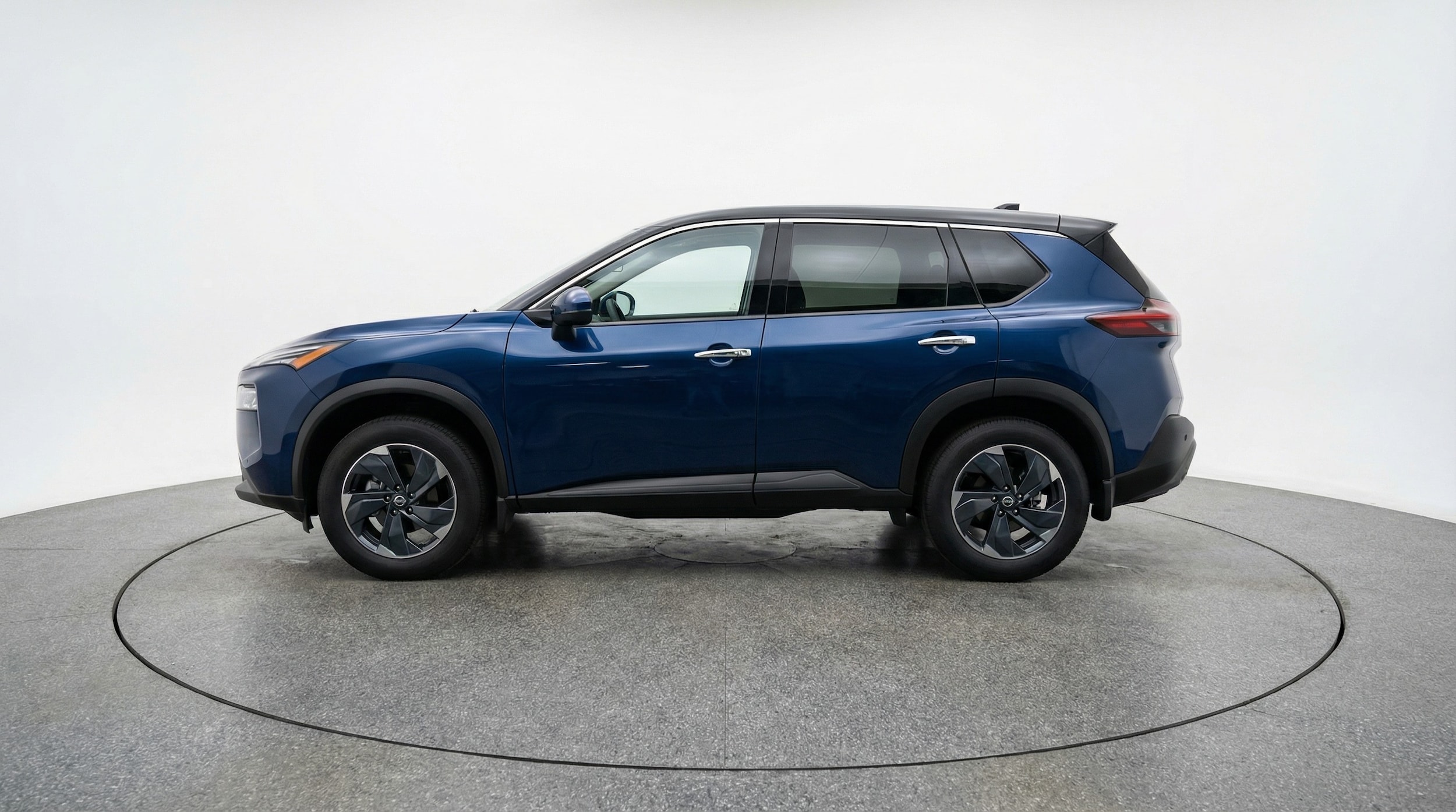 Thumbnail: 2025 Nissan Rogue - 4