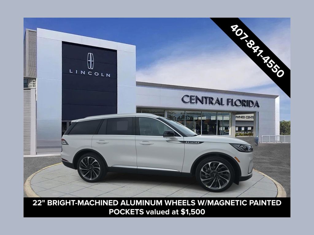 2026 Lincoln Aviator Reserve's photo