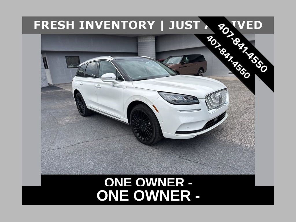 2022 Lincoln Corsair Reserve's photo