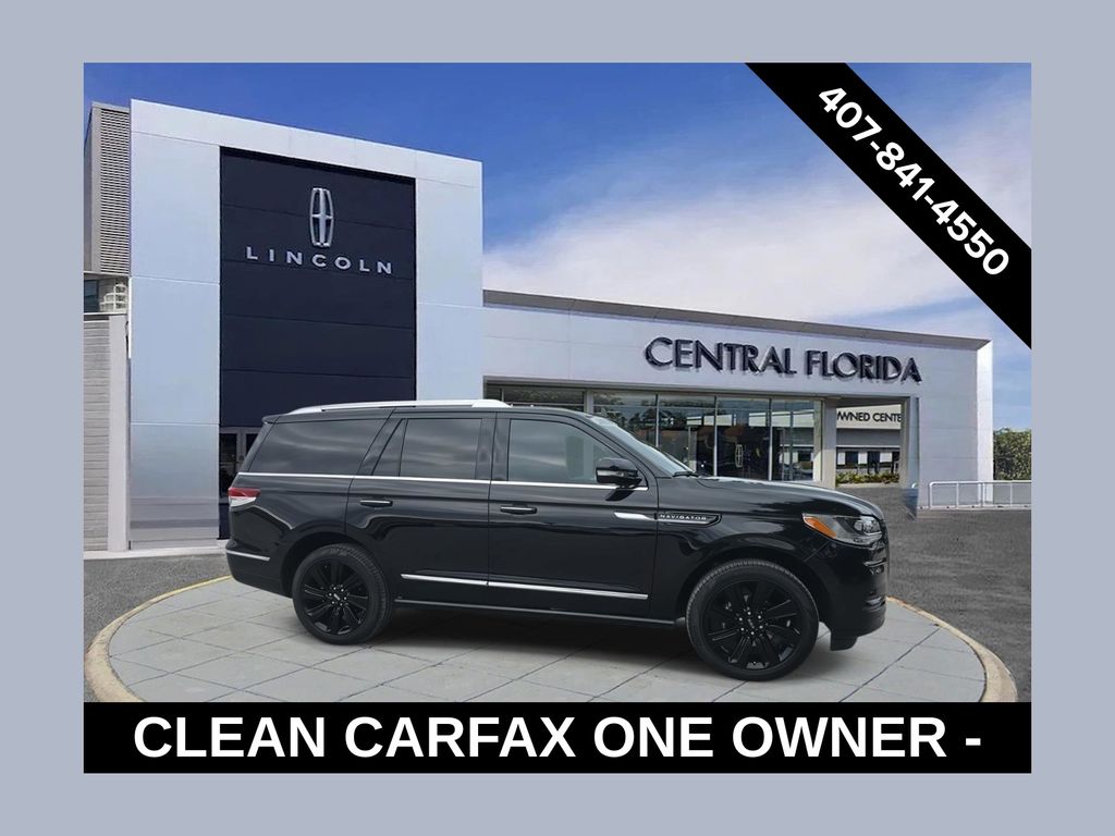 2024 Lincoln Navigator Reserve's photo