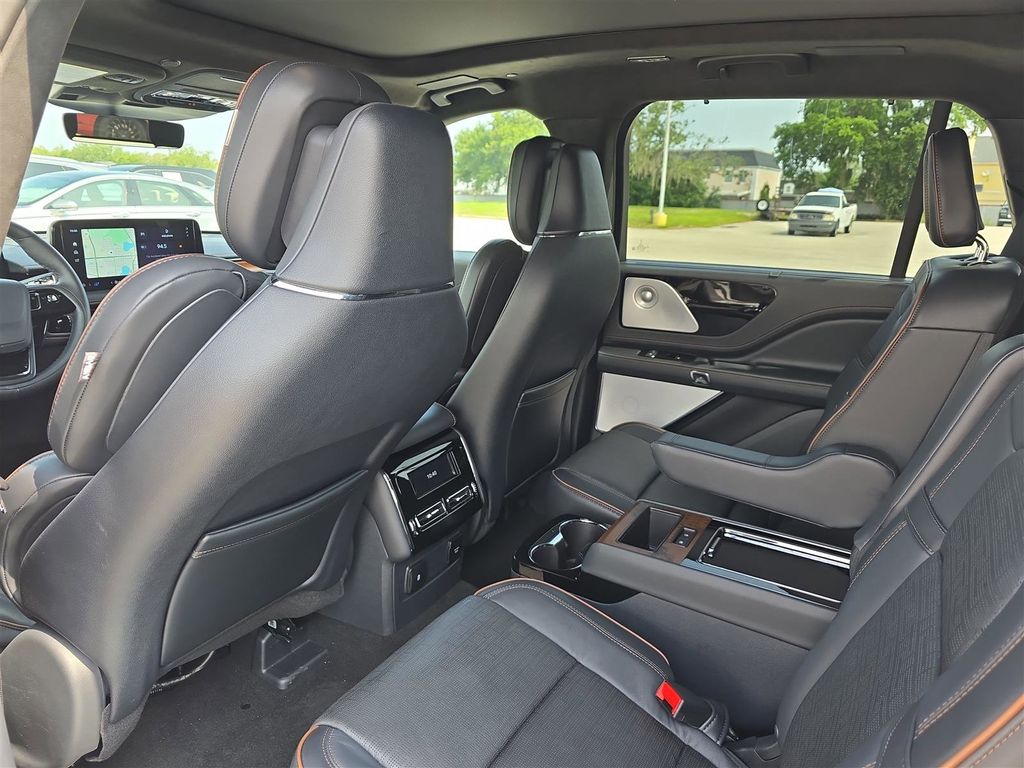 2025 Lincoln Aviator Black Label - Photo 13