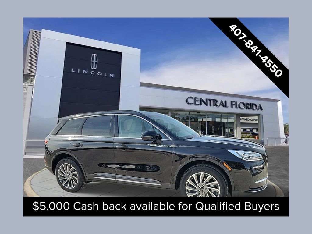 2025 Lincoln Corsair Reserve's photo