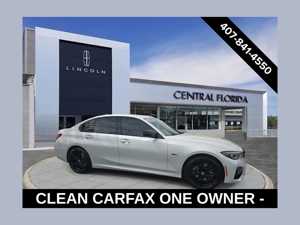 2022 BMW 330e xDrive