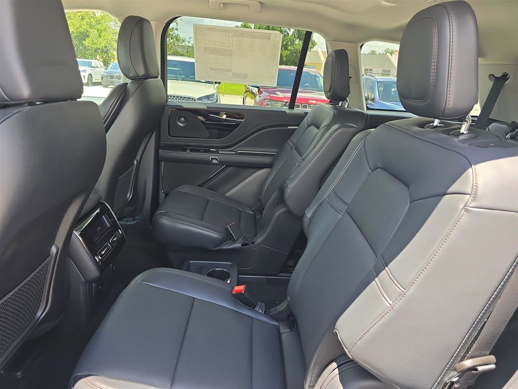 2025 Lincoln Aviator Premiere - Photo 15