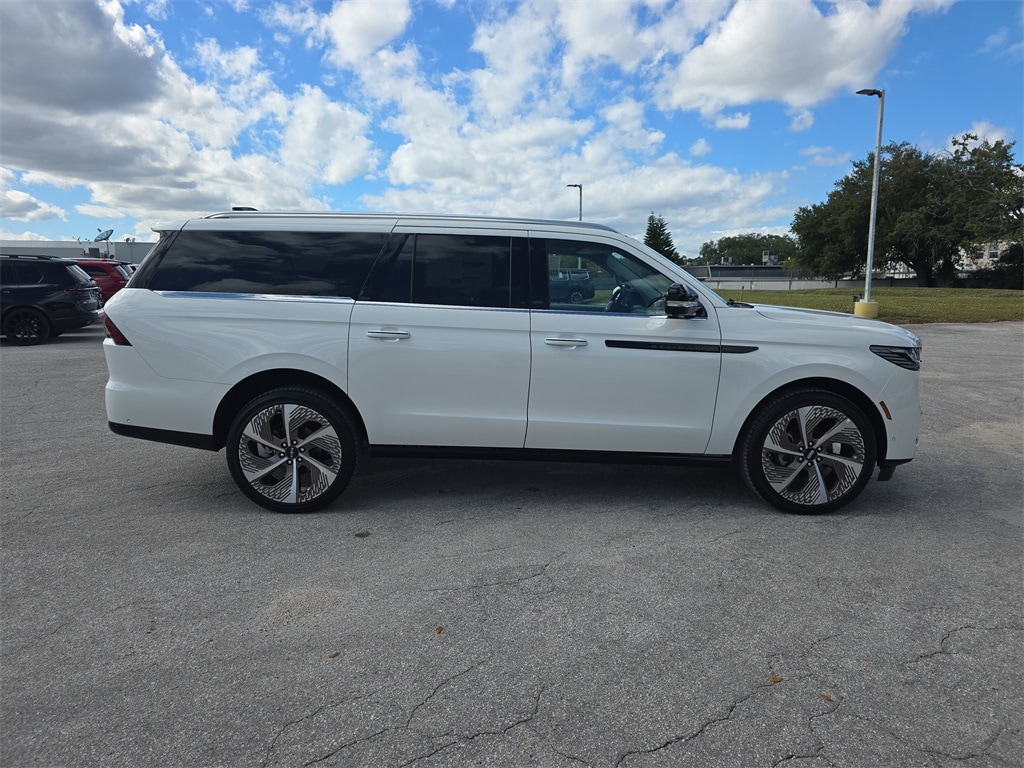 New 2025 Lincoln Navigator L Black Label SUV