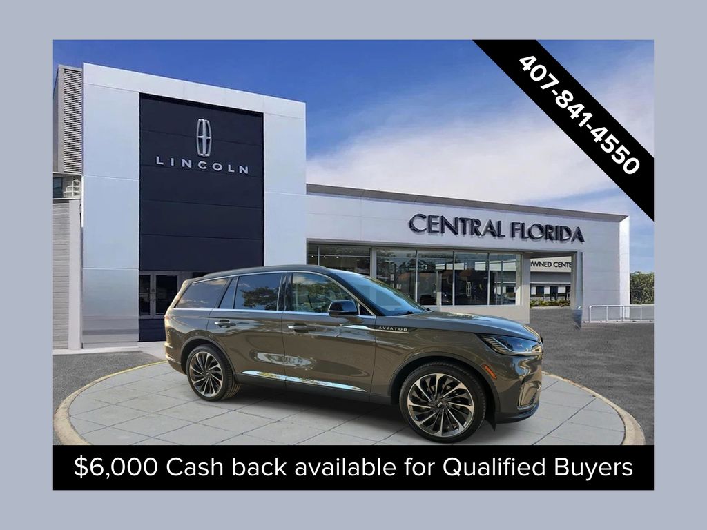 2025 Lincoln Aviator Reserve's photo