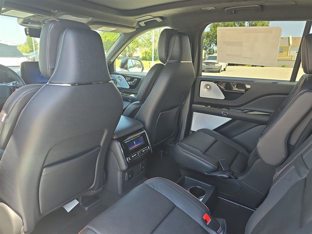 2025 Lincoln Aviator Black Label - Photo 12