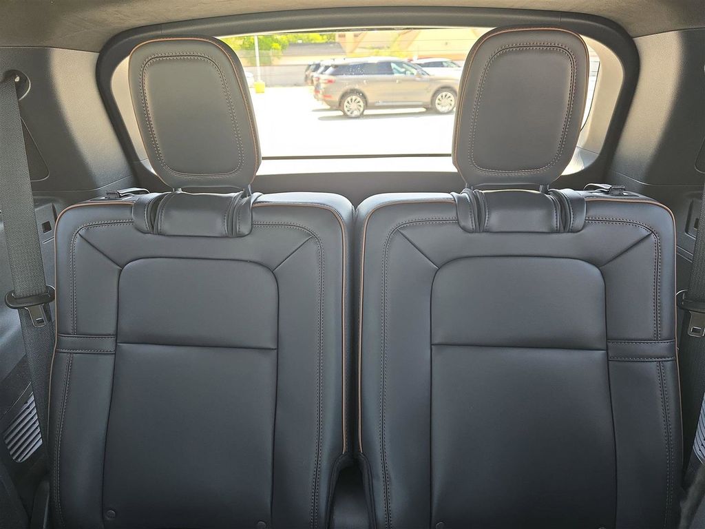 2025 Lincoln Aviator Black Label - Photo 10