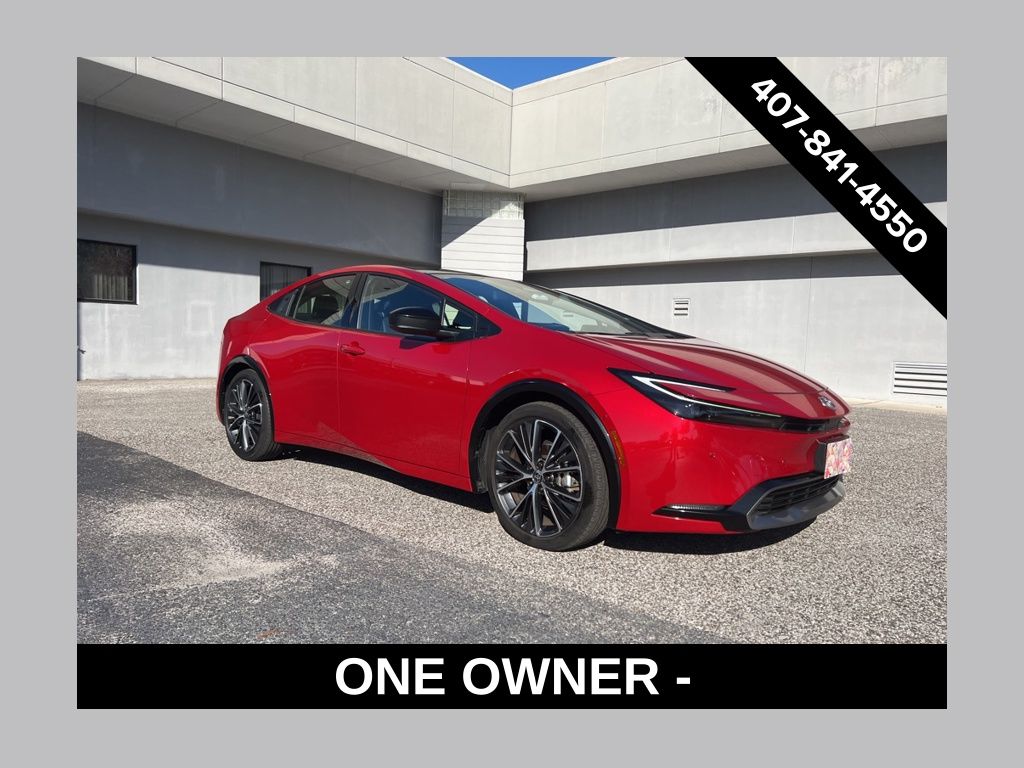 2024 Toyota Prius Limited's photo