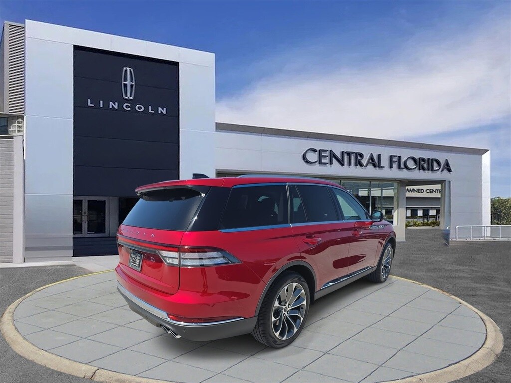 2025 Lincoln Aviator Premiere photo 2