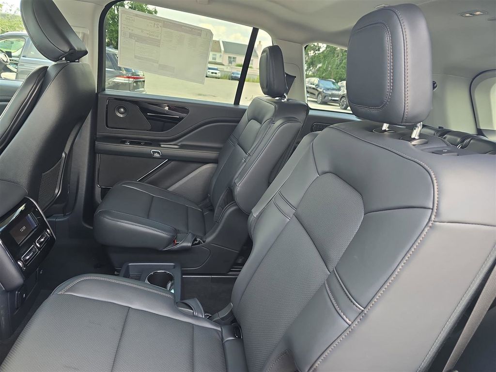 2025 Lincoln Aviator Premiere - Photo 15