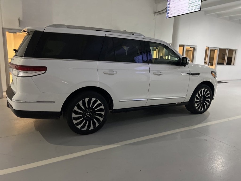 Certified 2022 Lincoln Navigator Black Label SUV