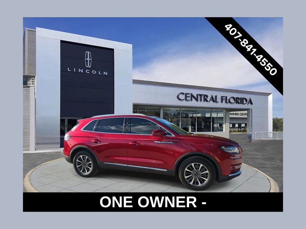 2021 Lincoln Nautilus Reserve's photo