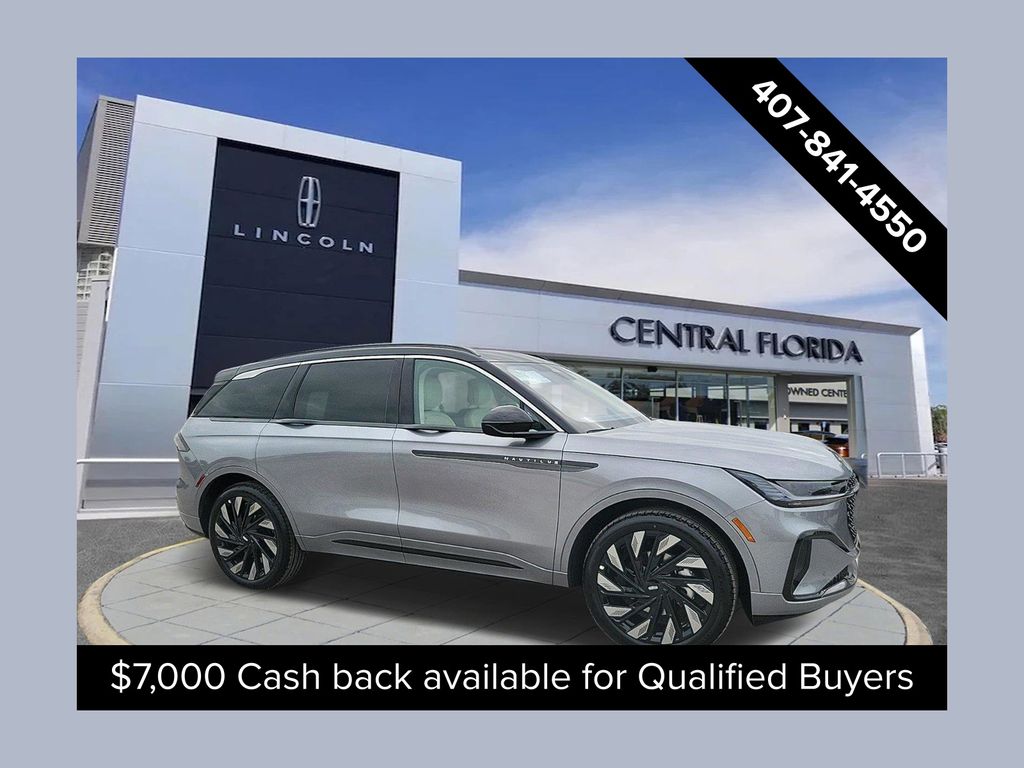 2025 Lincoln Nautilus Black Label's photo