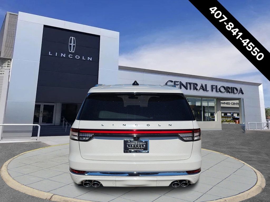 New 2025 Lincoln Aviator Black Label SUV