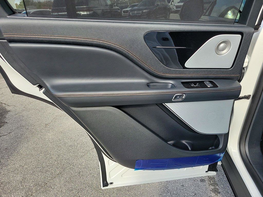 2025 Lincoln Aviator Black Label - Photo 14