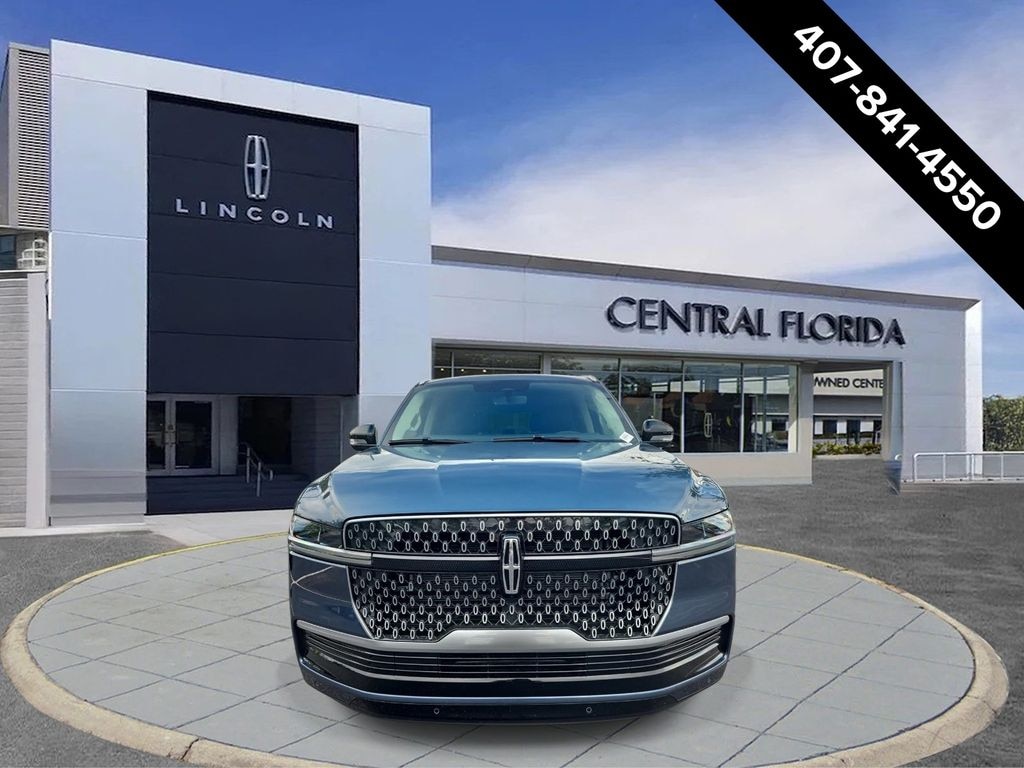 New 2027 Lincoln Navigator Premiere SUV
