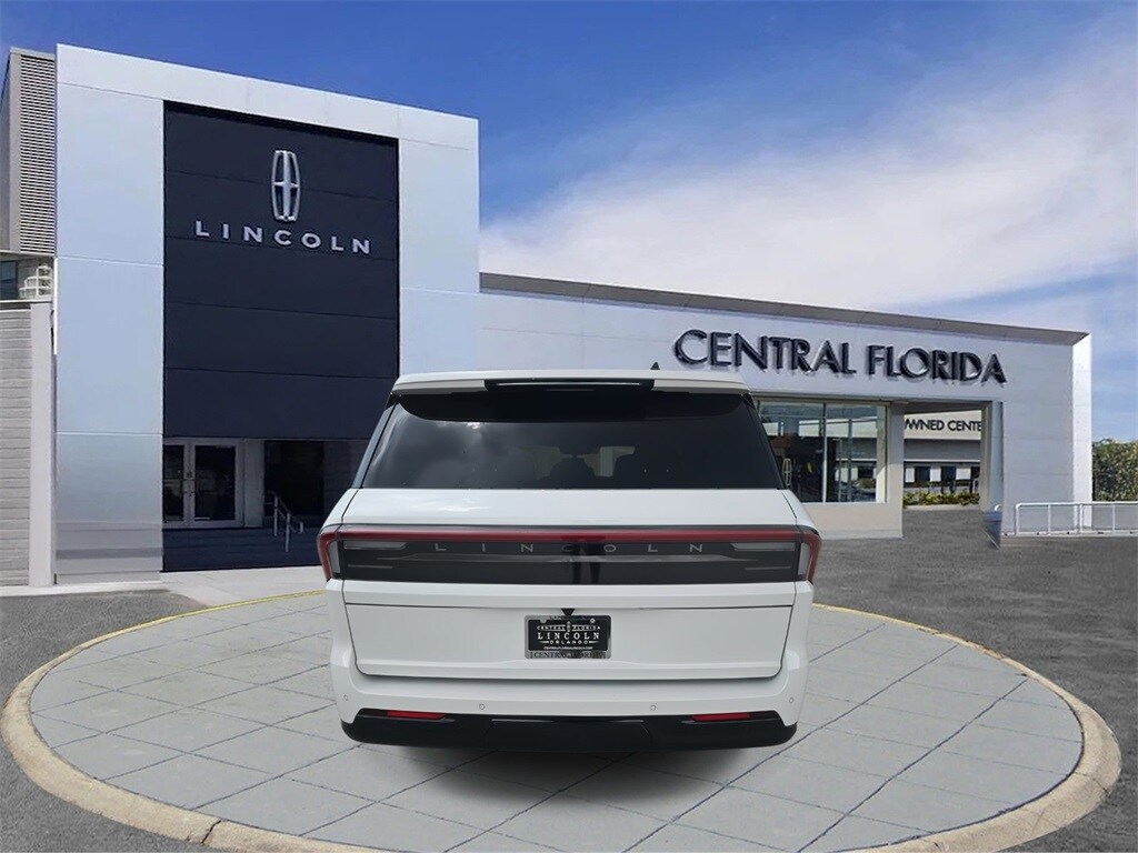 2025 Lincoln Navigator Reserve photo 4