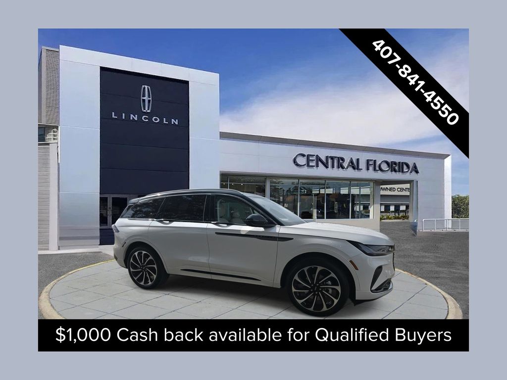 2026 Lincoln Nautilus Black Label's photo