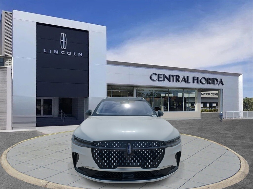 2025 Lincoln Nautilus Reserve photo 2
