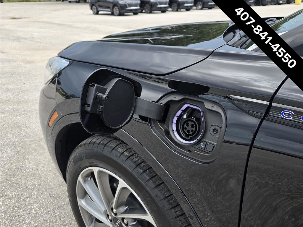 2025 Lincoln Corsair Grand Touring - Photo 8