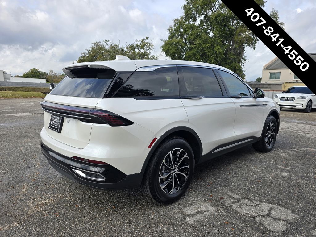 2026 Lincoln Nautilus Premiere photo 3