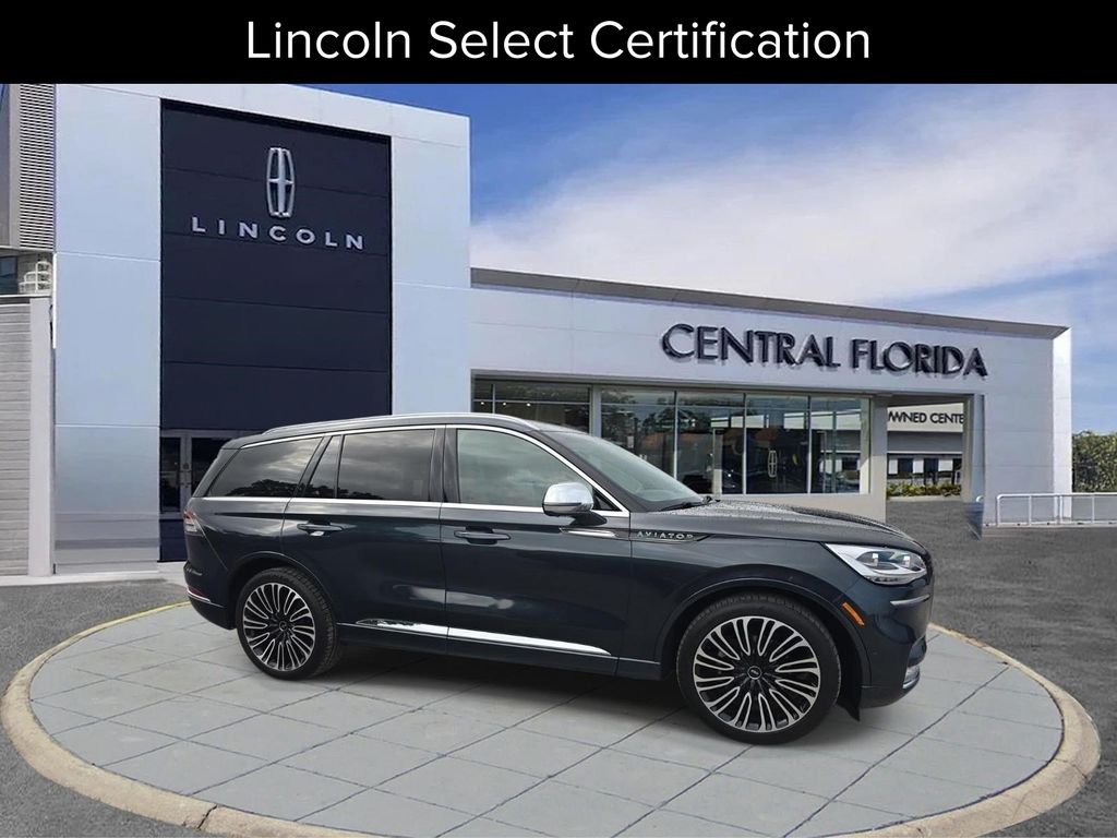 2020 Lincoln Aviator Black Label AWD's photo