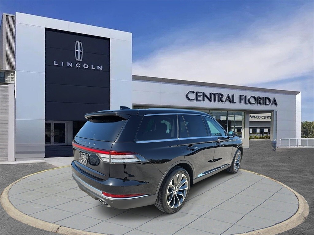 2025 Lincoln Aviator Premiere photo 3