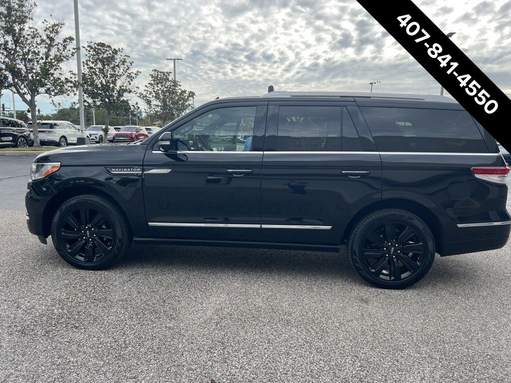2024 Lincoln Navigator Reserve photo 4